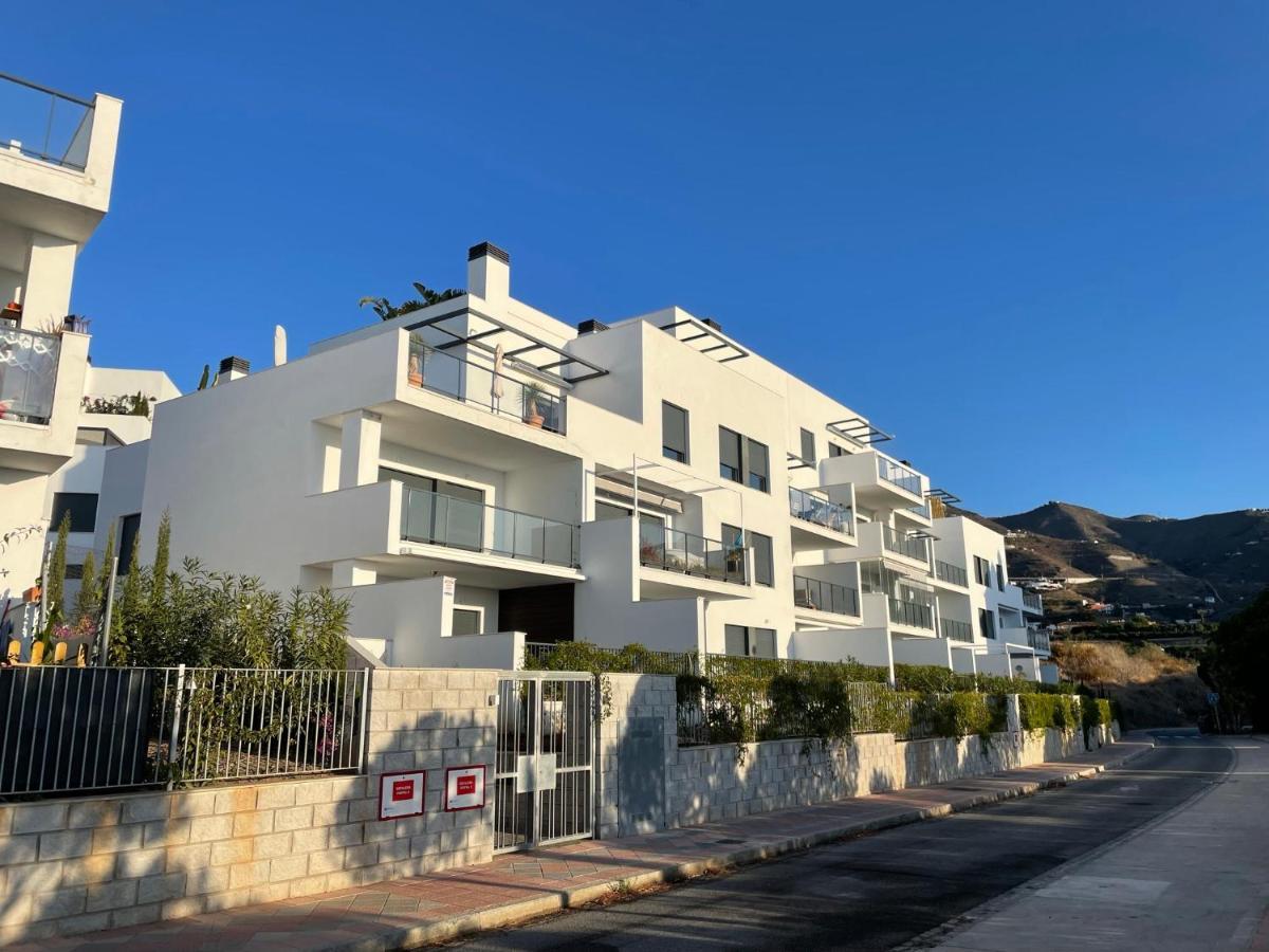 Sunny Penthouse Beach Apartment With Panoramic Views Almuñécar Exterior foto
