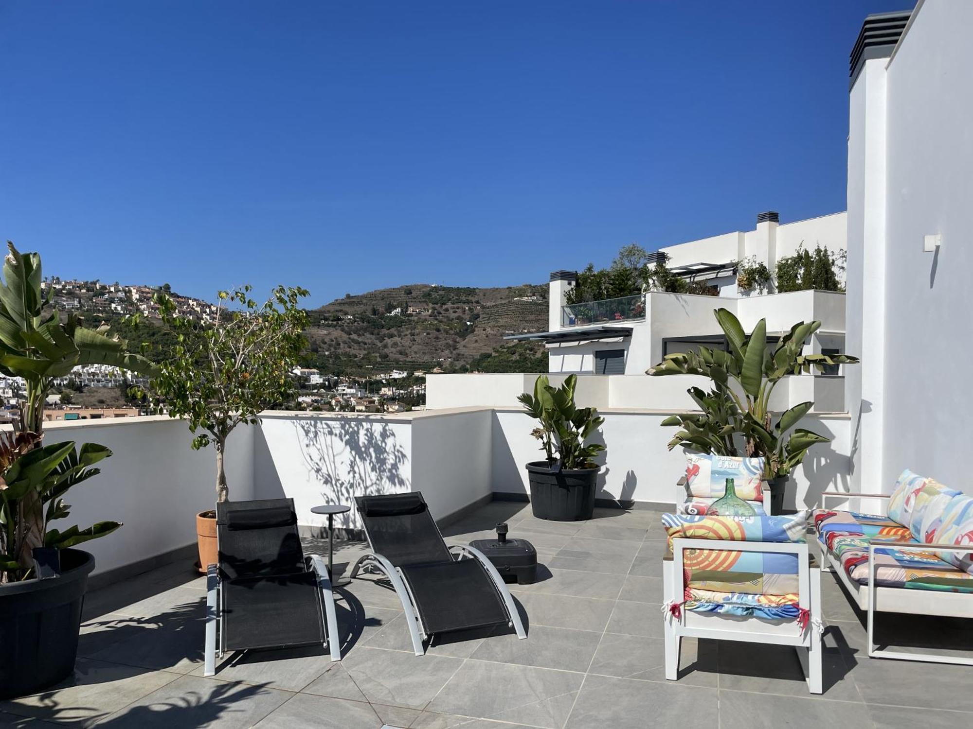 Sunny Penthouse Beach Apartment With Panoramic Views Almuñécar Exterior foto
